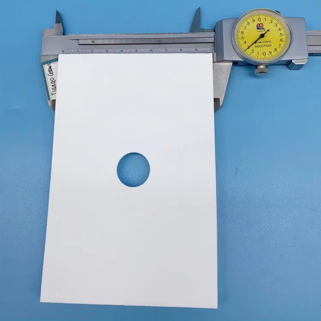 Alumina Ceramic Tile (5) Alumina Ceramic Tile (5)