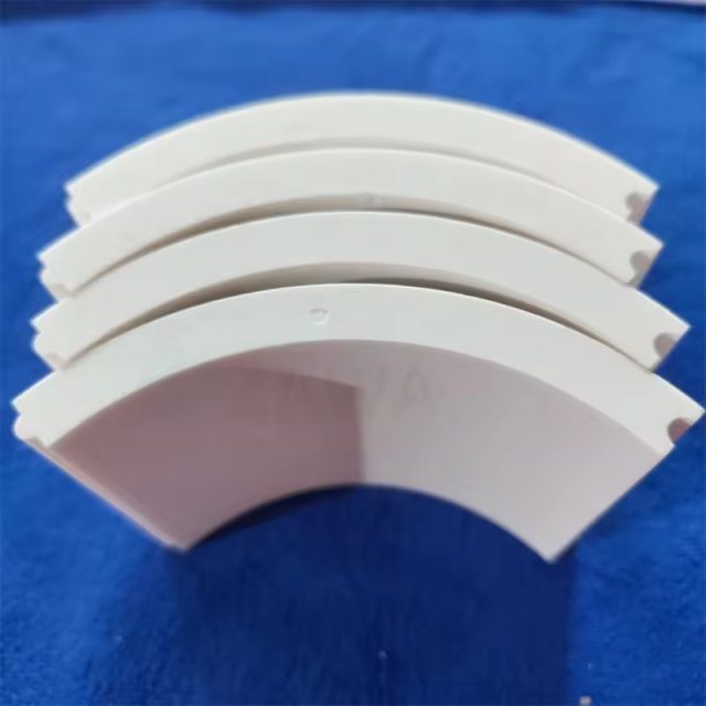 Alumina Ceramic Tile (6) Alumina Ceramic Tile (6)